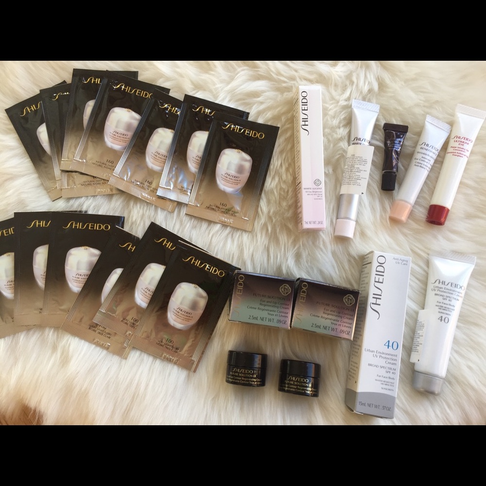 [SOLD] Shiseido samples set